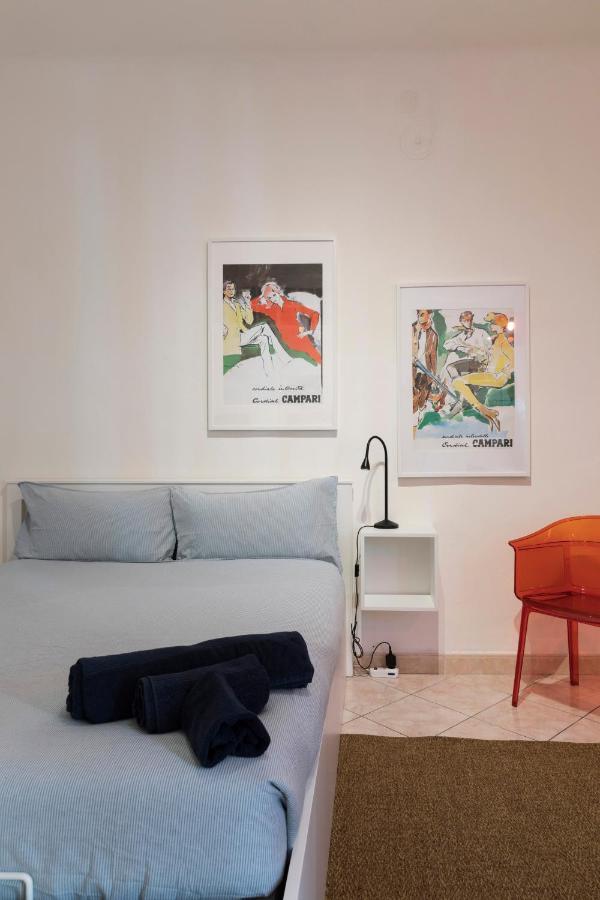 Xenia Apartments - Stylish Colorful Apt- Upbeat & Well-Connected Area Milan Bagian luar foto