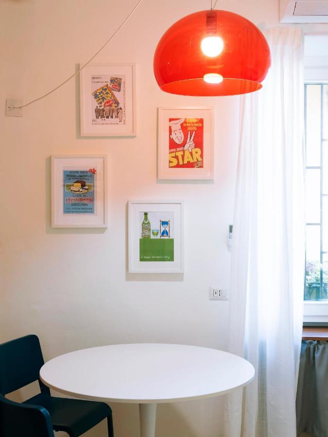 Xenia Apartments - Stylish Colorful Apt- Upbeat & Well-Connected Area Milan Bagian luar foto